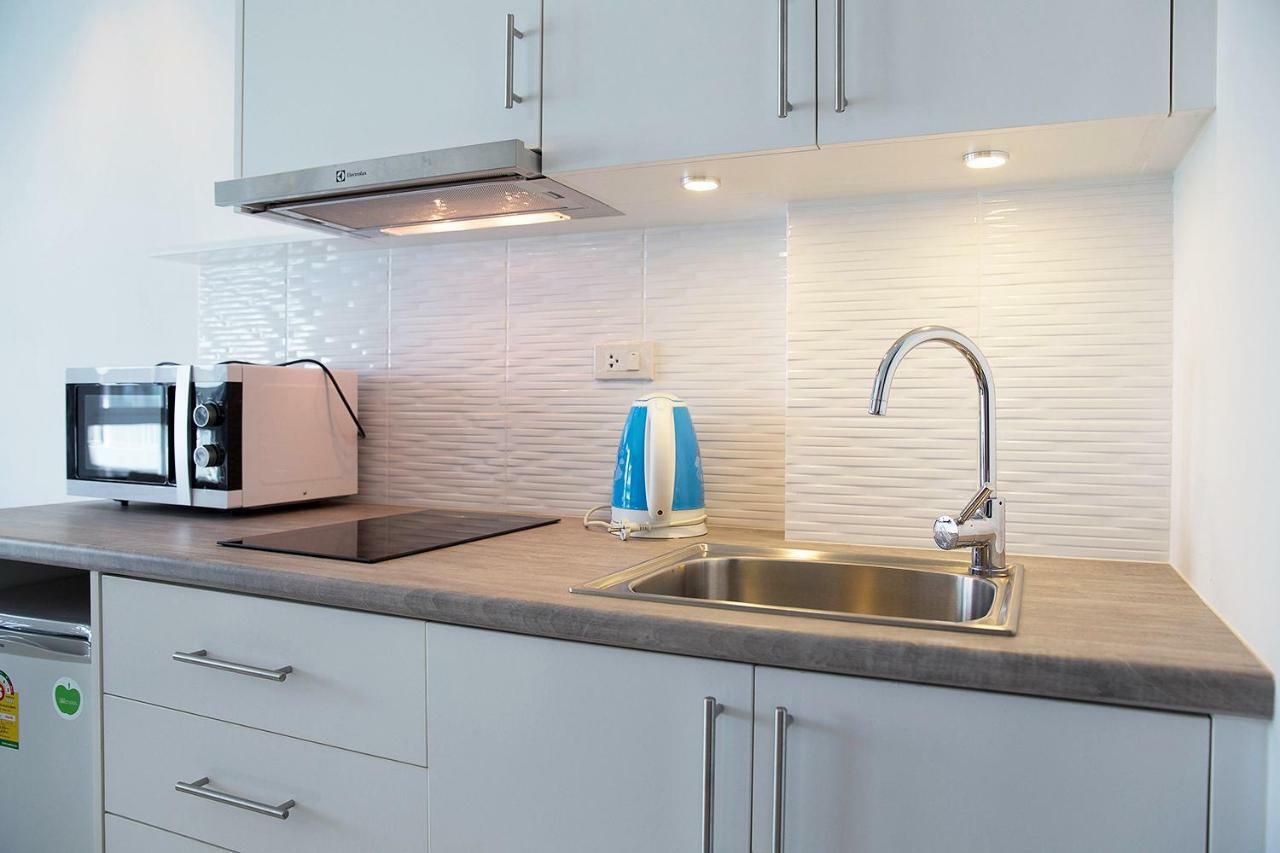 Grandblue Condominium 504 Ban Phlong Takhe ภายนอก รูปภาพ