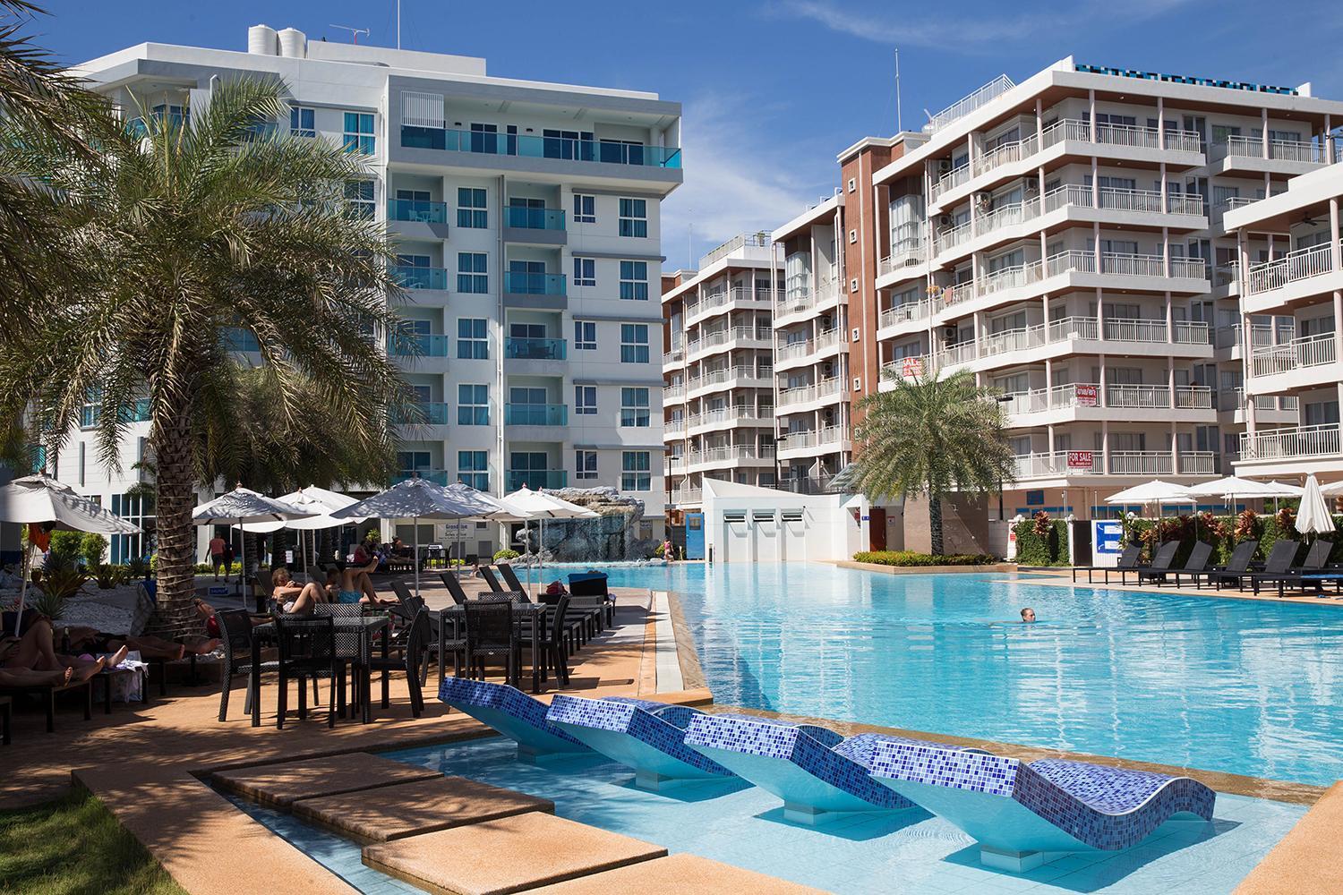 Grandblue Condominium 504 Ban Phlong Takhe ภายนอก รูปภาพ